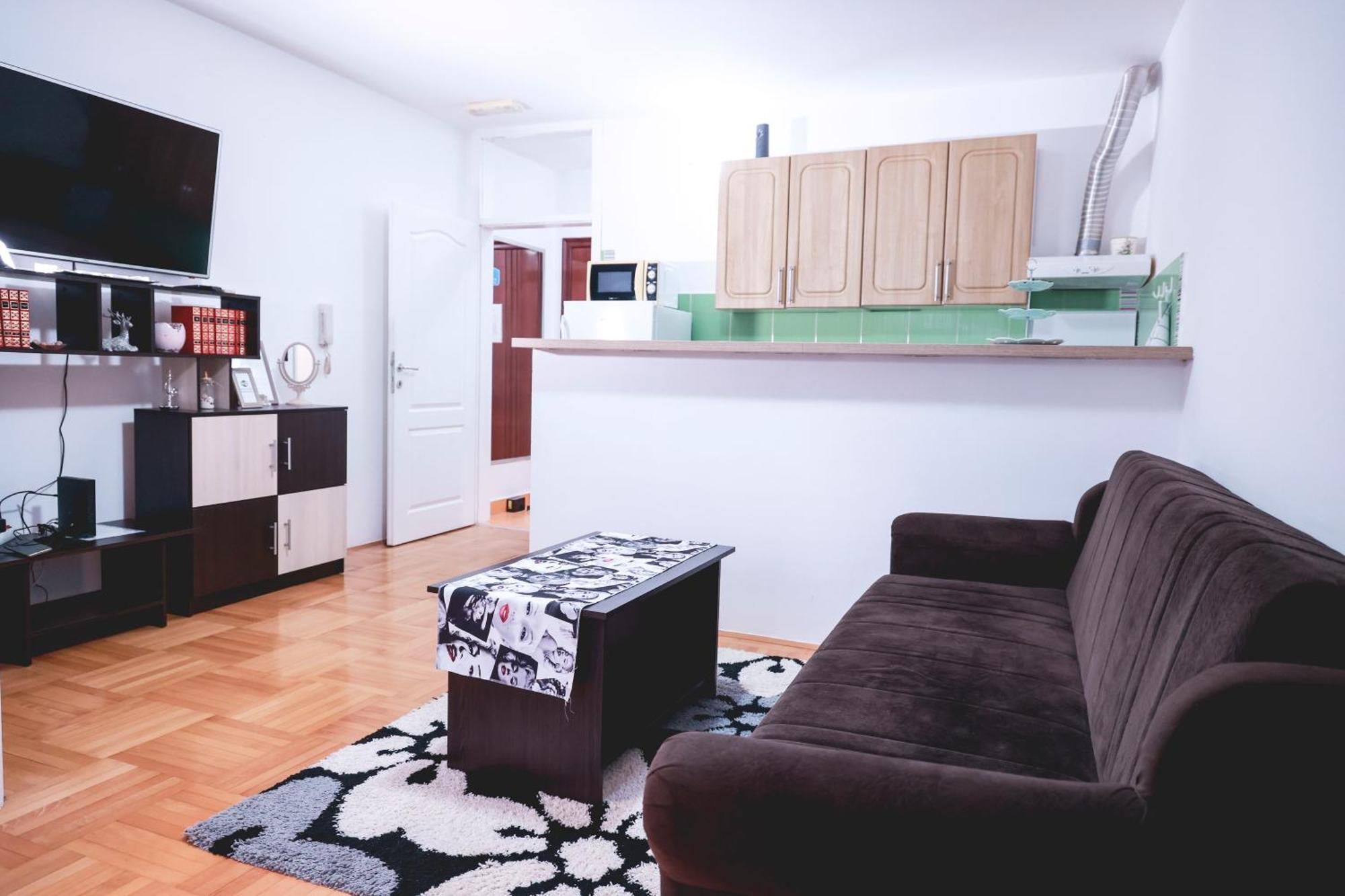 Appartamento Lucasa Subotica Esterno foto